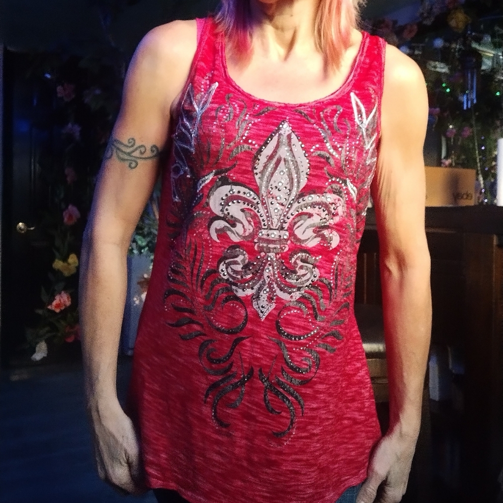 Red Embellished Tank Top - Picture 5 of 12